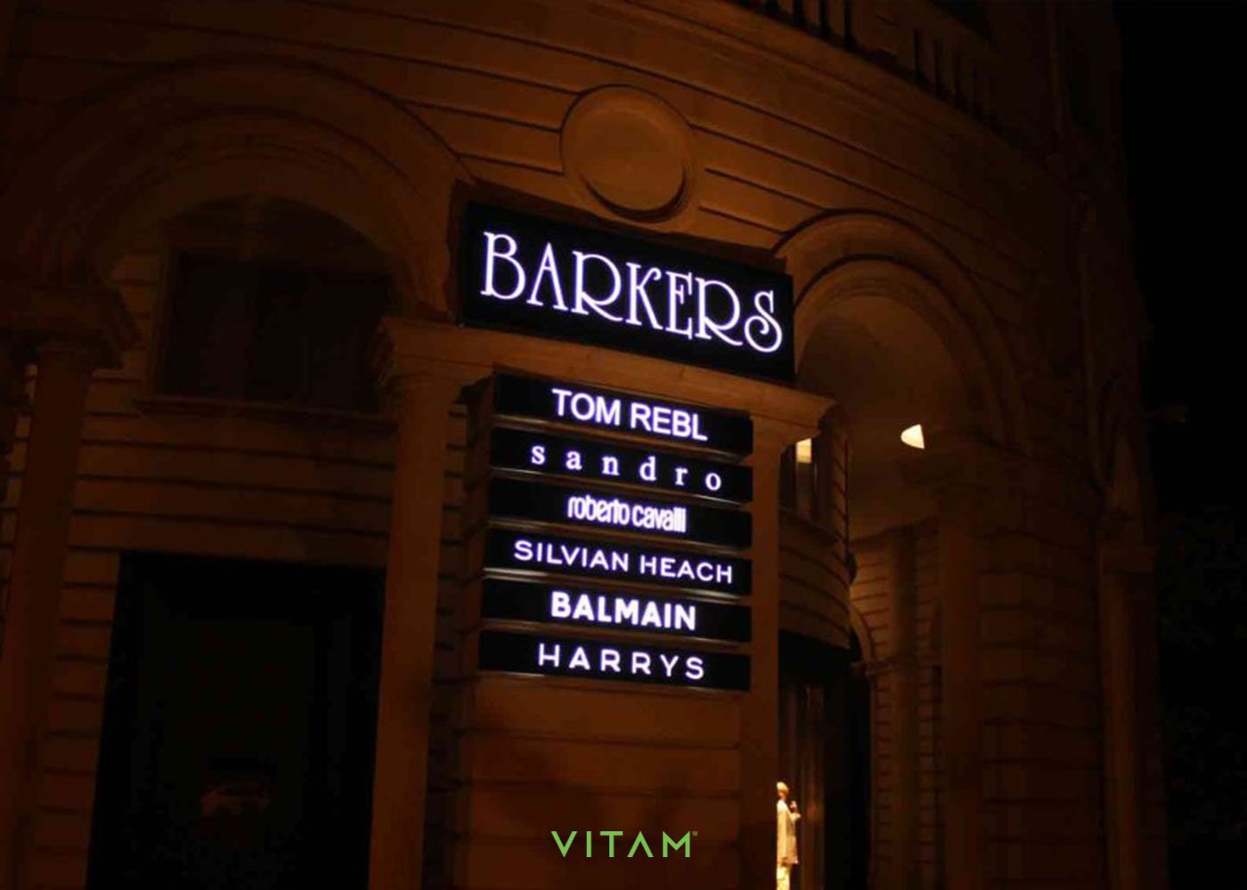 VITAM VISUALS — Barkers